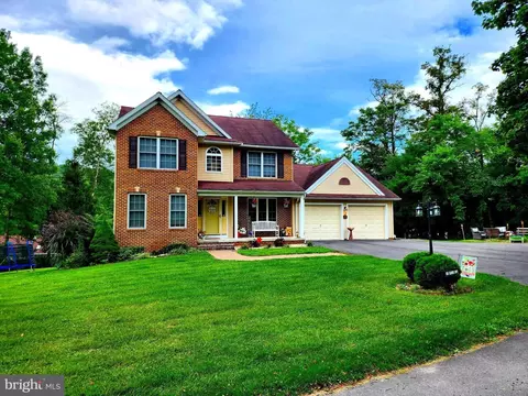 13816 Oleander Dr SW, Cumberland, MD 21502