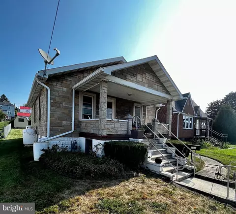 136 Washington St, Frostburg, MD 21532