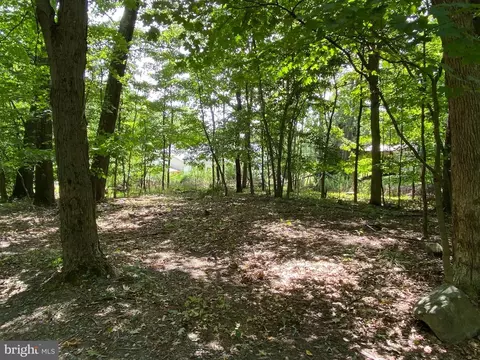 Martha's Lane, Frostburg, MD 21532
