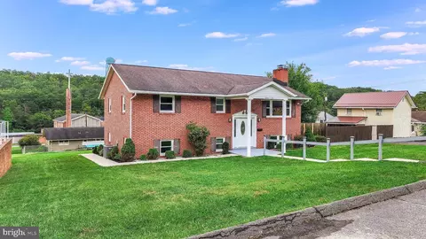 1609 Nellie St, Cumberland, MD 21502