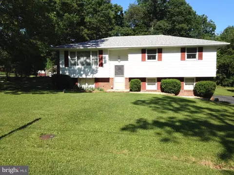 12818 Woodbine Rd SW, Cumberland, MD 21502