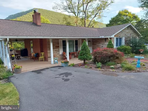 11010 California Ave NW, La Vale, MD 21502