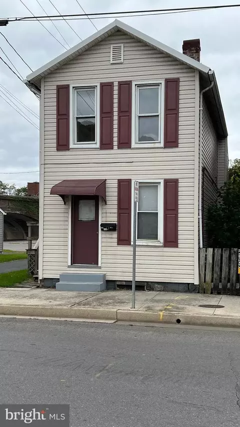 318 N Mechanic St, Cumberland, MD 21502