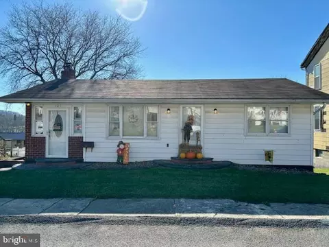 121 Washington St, Frostburg, MD 21532