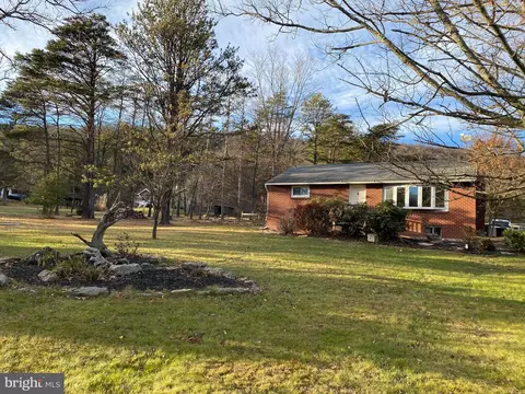 12717 Gramlich Rd SW, Cumberland, MD 21502