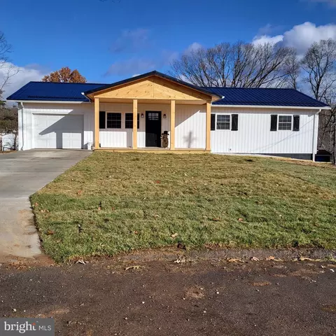 15512 Winslow St SW, Cumberland, MD 21502