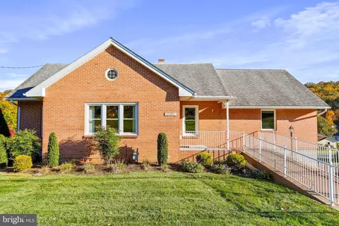 12302 Bedford Rd NE, Cumberland, MD 21502