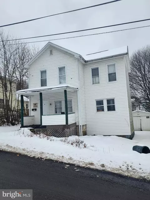 27 Hill St, Frostburg, MD 21532