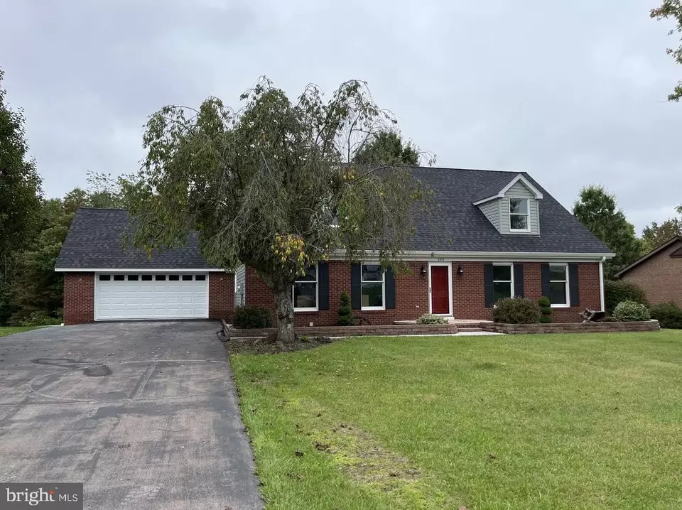 103 Pinecrest Dr, Frostburg, MD 21532 52 Photos Movoto