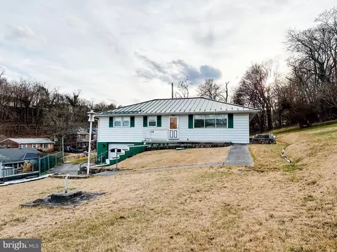 106 High Ln, Cumberland, MD 21502