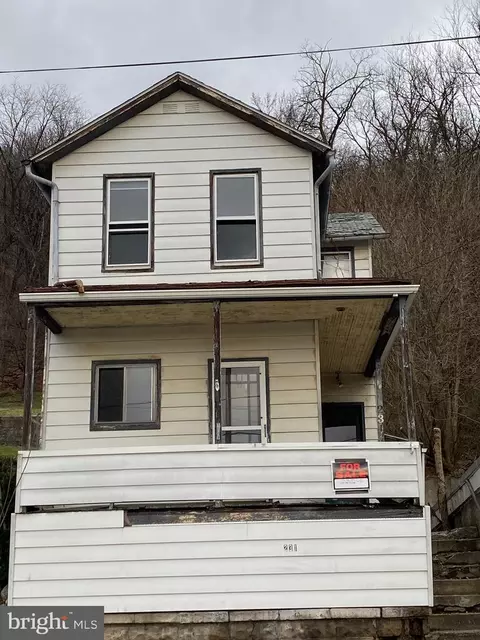 231 Independence St, Cumberland, MD 21502