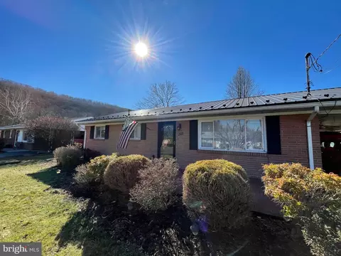 208 Allendale Ave, La Vale, MD 21502