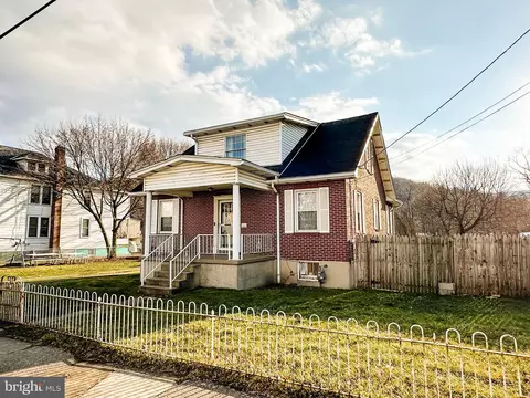 212 Maryland Ave, Westernport, MD 21562