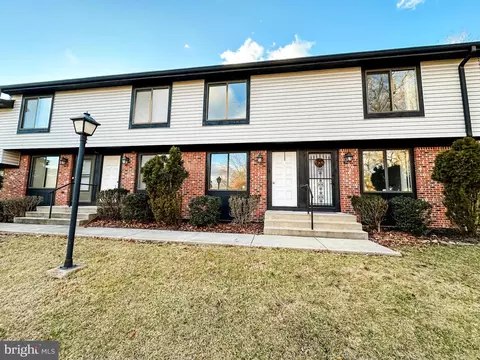 935 Pinecrest Dr #C5, Cumberland, MD 21502