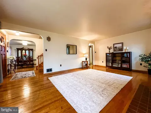 Living - 61 12 E Main St, Lonaconing, MD 21539 photo 3 of 3