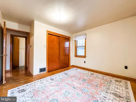 Bedroom - 61 12 E Main St, Lonaconing, MD 21539 photo 1 of 2