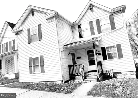 121-123 Bowery St, Frostburg, MD 21532