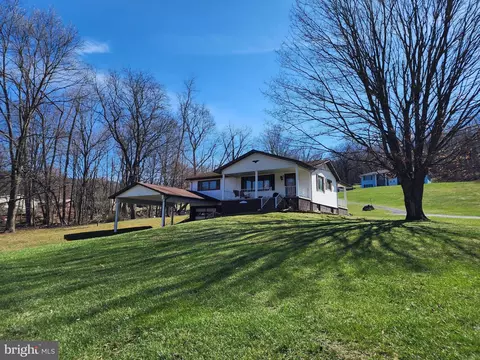 16101 Reds Ln NW, Mount Savage, MD 21545