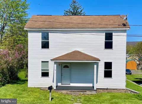 79 Hill St, Frostburg, MD 21532