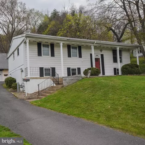 1114 Bedford St, Cumberland, MD 21502