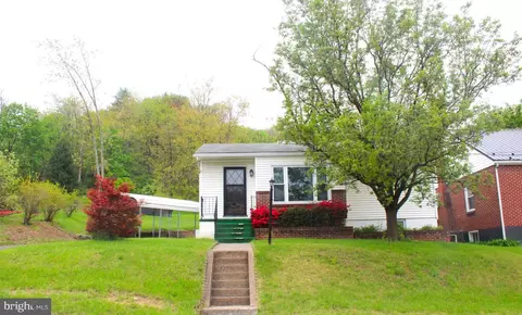 1400 Holland St, Cumberland, MD 21502