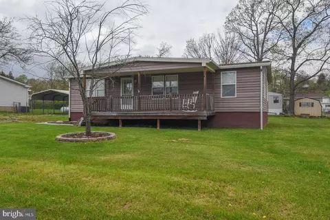 14209 Oak View Dr SW, Cumberland, MD 21502