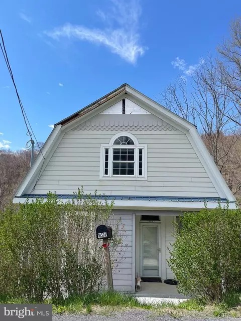 10507 Piney Mountain Rd, Frostburg, MD 21532