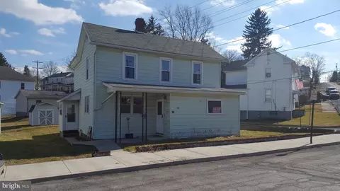 16 Hill St, Frostburg, MD 21532