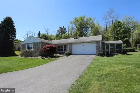 18 Standish St, Frostburg, MD 21532