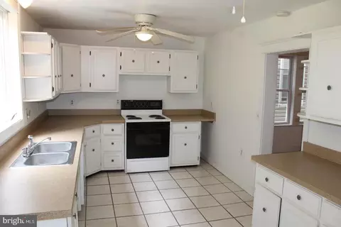 648 Fayette St, Cumberland, MD 21502