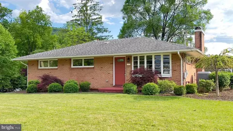 105 Mary Ct, La Vale, MD 21502