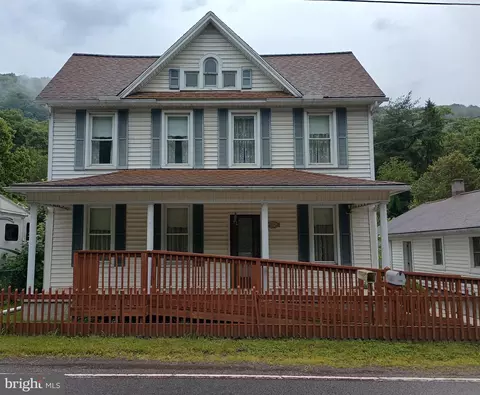 21506 Creek Side Dr SW, Westernport, MD 21562