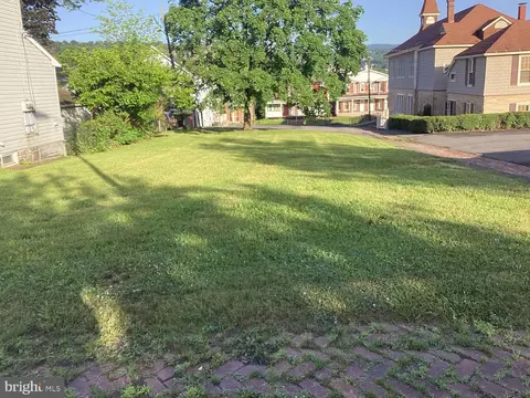 7 Arch St, Cumberland, MD 21502