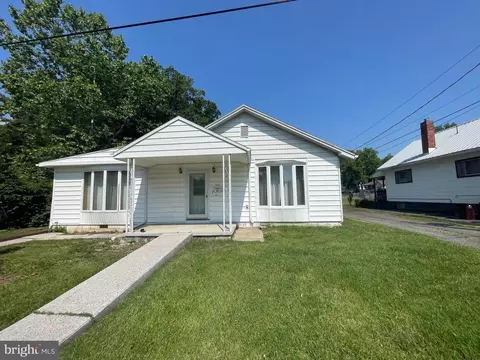 1413 Olive Ave, Cumberland, MD 21502