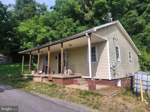12605 Bruce House Rd NW, Mount Savage, MD 21545