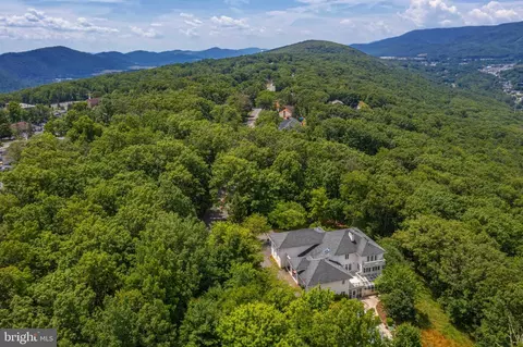 410 Sunset Dr, La Vale, MD 21502