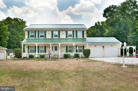 17080 Brookside Dr SE, Cumberland, MD 21502