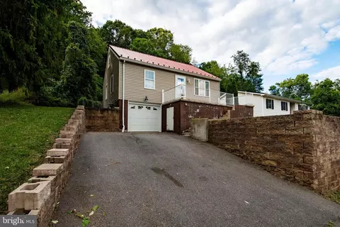 12707 N Cresap St, Cumberland, MD 21502