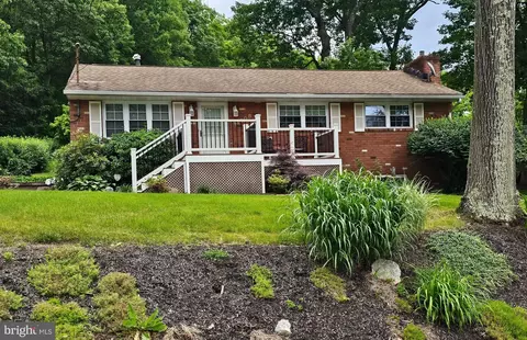 11908 Bayberry Ave, Cumberland, MD 21502