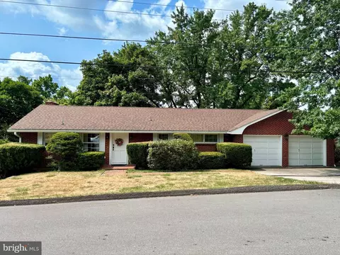 325 Allegany St, Frostburg, MD 21532