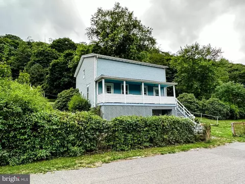 118 Jackson St, Lonaconing, MD 21539
