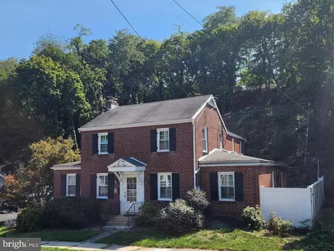 754 Fayette St, Cumberland, MD 21502