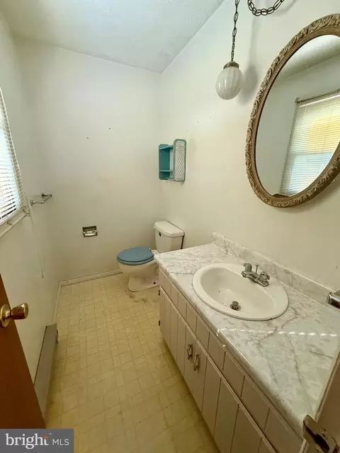 Bath - 505 E Second St, Cumberland, MD 21502 photo 1 of 1
