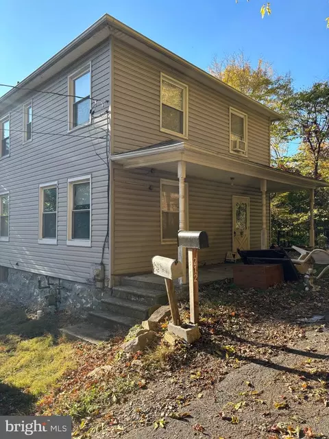 202 Riordon Rd, Westernport, MD 21562