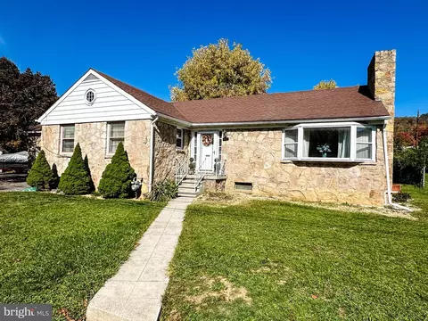 212 Central Ave, Westernport, MD 21562