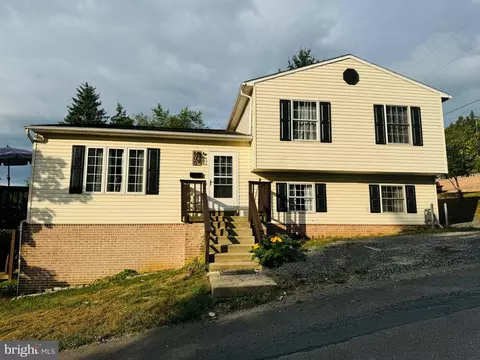 600 Fairview St, Westernport, MD 21562