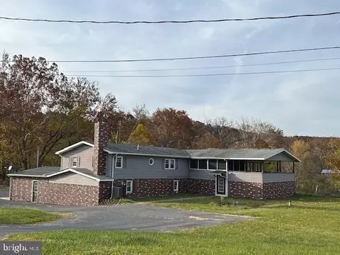 12311 Peaceful Dr SE, Cumberland, MD 21502