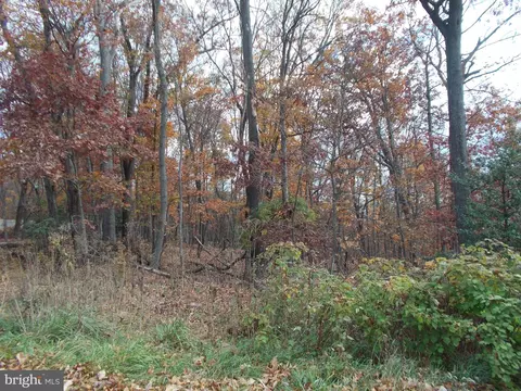 Cobey Drive, Cumberland, MD 21502