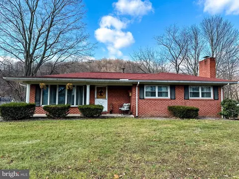 19419 New Georges Creek Rd SW, Barton, MD 21521