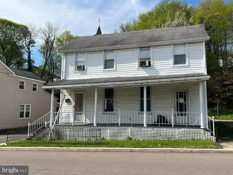 31 Douglas Ave, Lonaconing, MD 21539